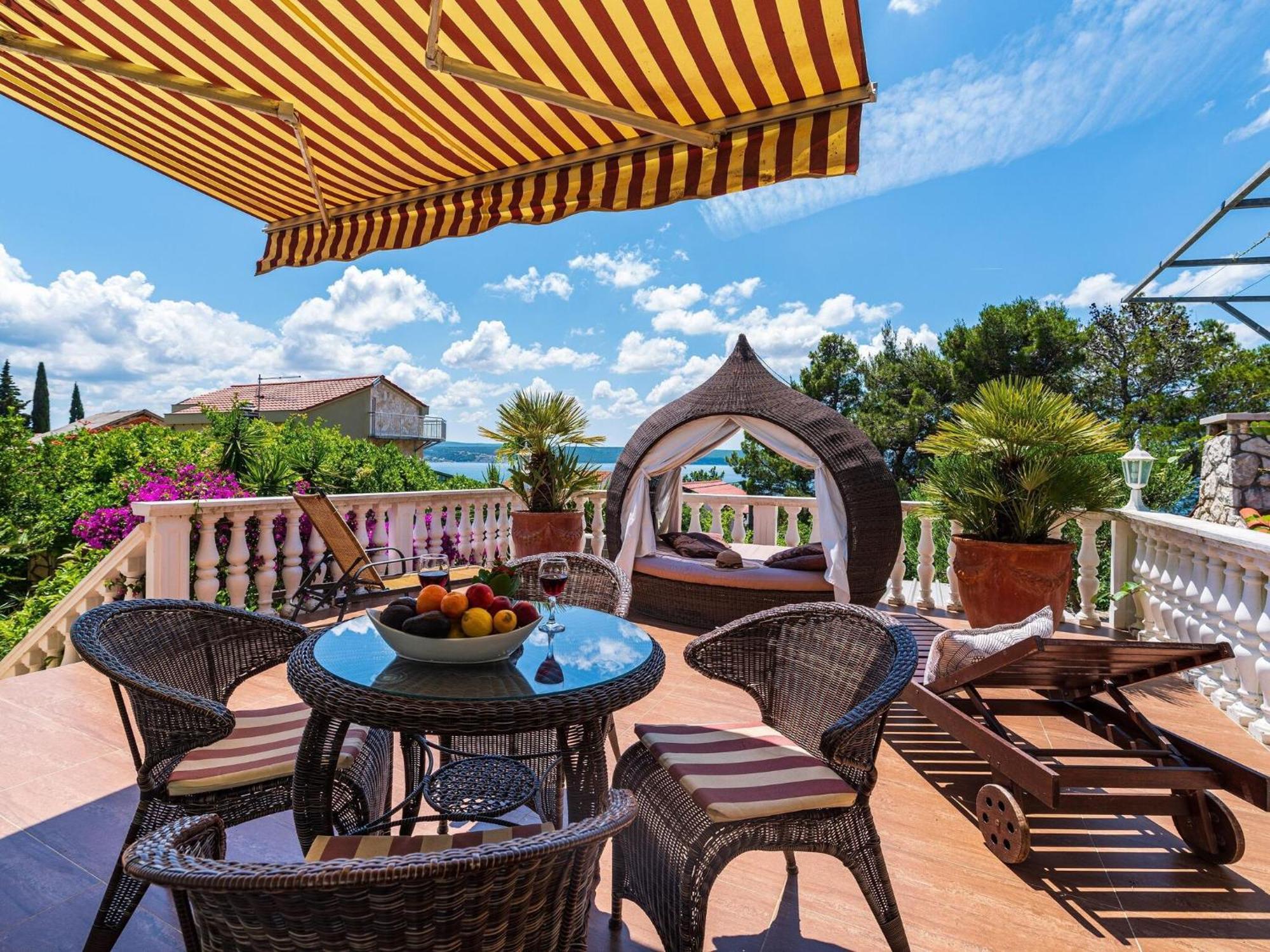 Beautiful Holiday Home With Private Pool, Nice Garden With Relax Area, Taverne Maslenica Ngoại thất bức ảnh
