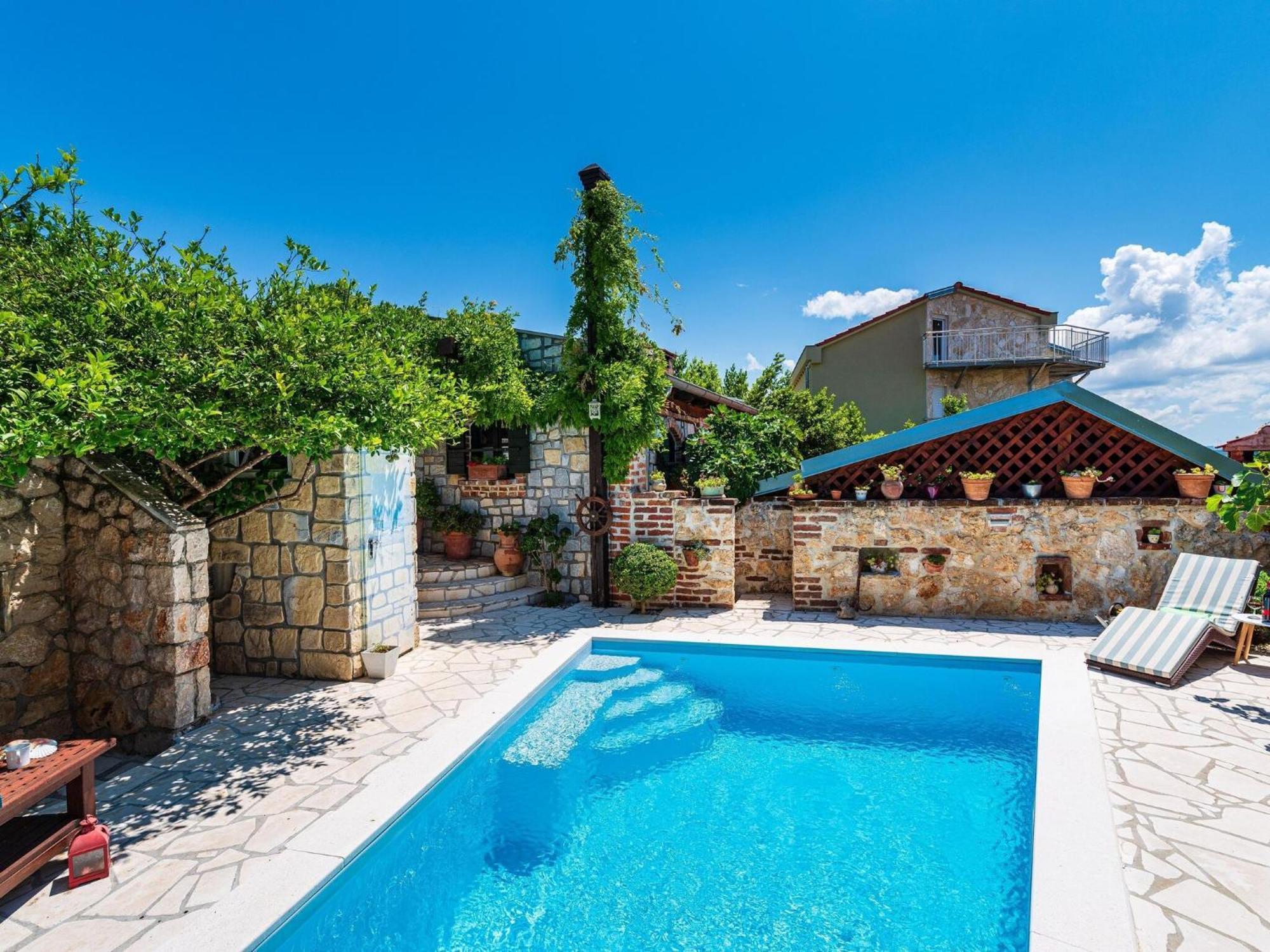 Beautiful Holiday Home With Private Pool, Nice Garden With Relax Area, Taverne Maslenica Ngoại thất bức ảnh