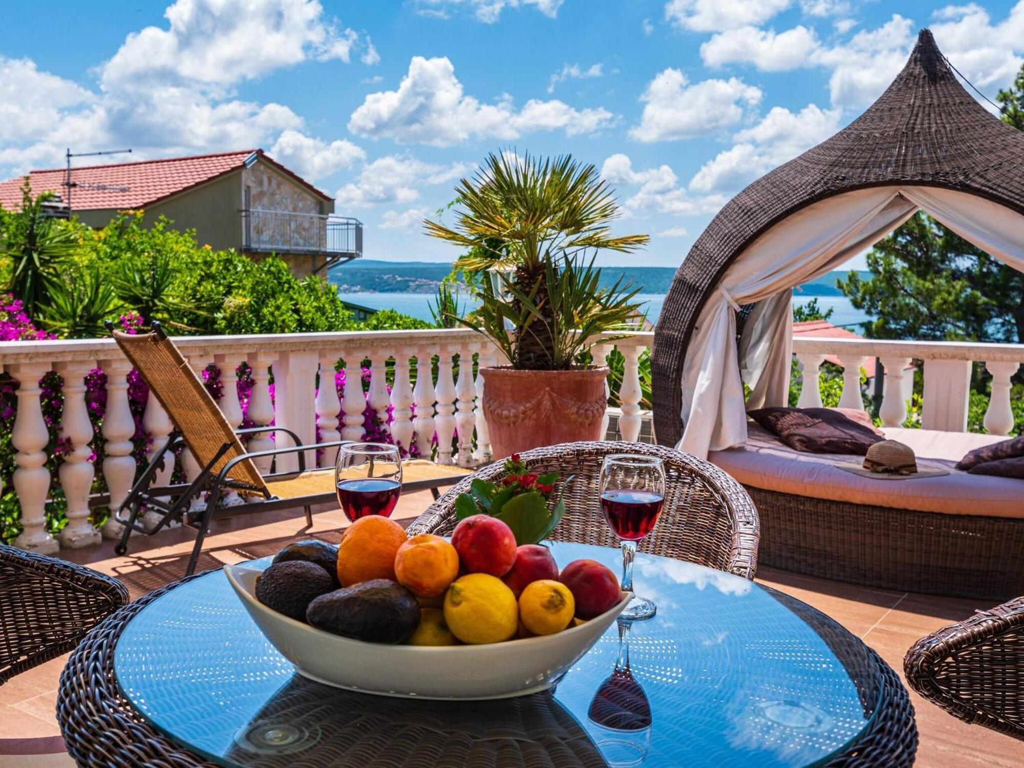 Beautiful Holiday Home With Private Pool, Nice Garden With Relax Area, Taverne Maslenica Ngoại thất bức ảnh